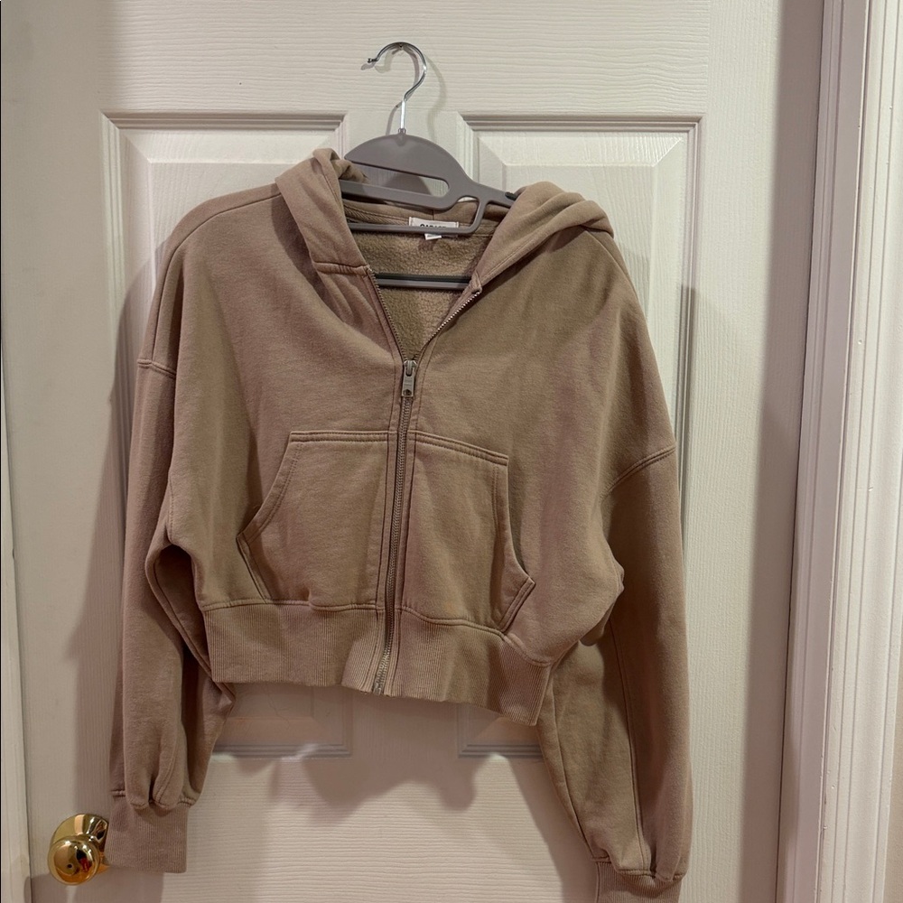 Garage Beige Cropped Hoodie